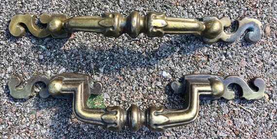 Sale Vintage Brass Drawer Pulls Gothic Cabinet Pulls Kitchen Etsy