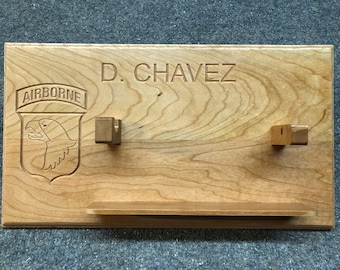 101st Airborne KaBar Mahogany Display, Personalized Knife Mount