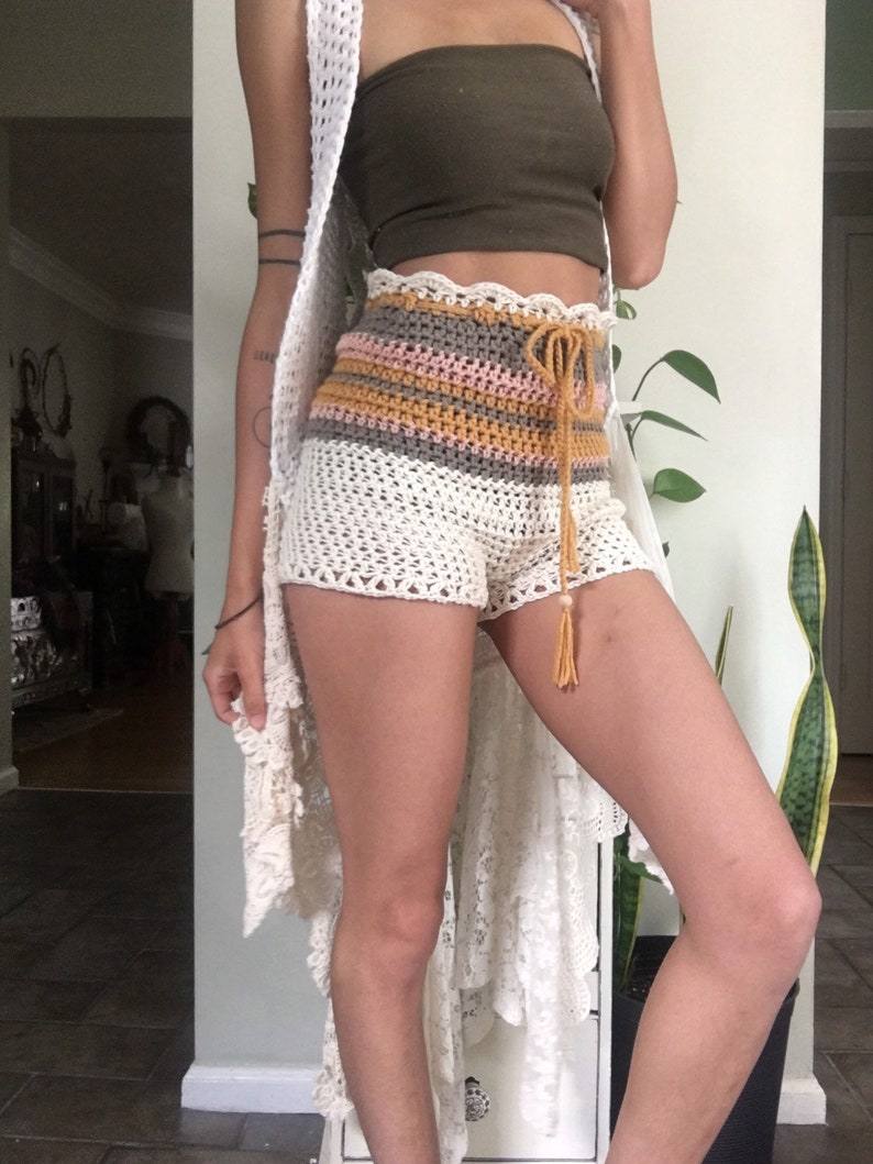 Lacy crochet summer shorts