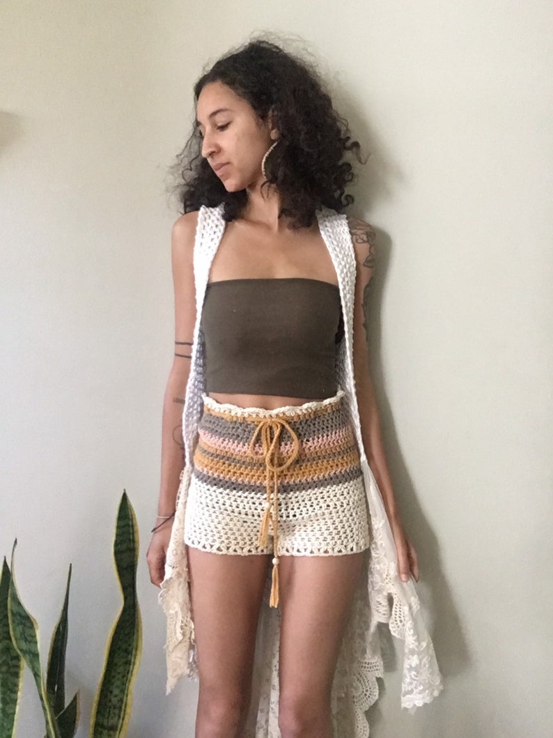 Lacy crochet summer shorts