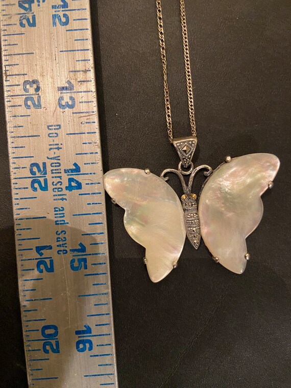 White butterfly necklace - image 4