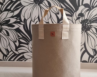 Modern laundry hamper, minimalistic laundry basket with removable washable lining