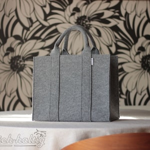 Filztasche, Einkaufstasche, Holztragetasche, Shopper, Aktentasche, DINA4 Filzkorb grau mit zwei Henkeln