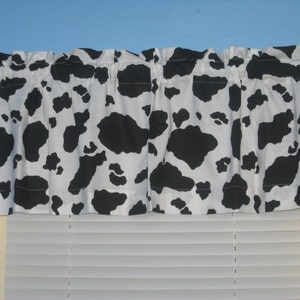 Achim Barnyard Window Curtain Valance