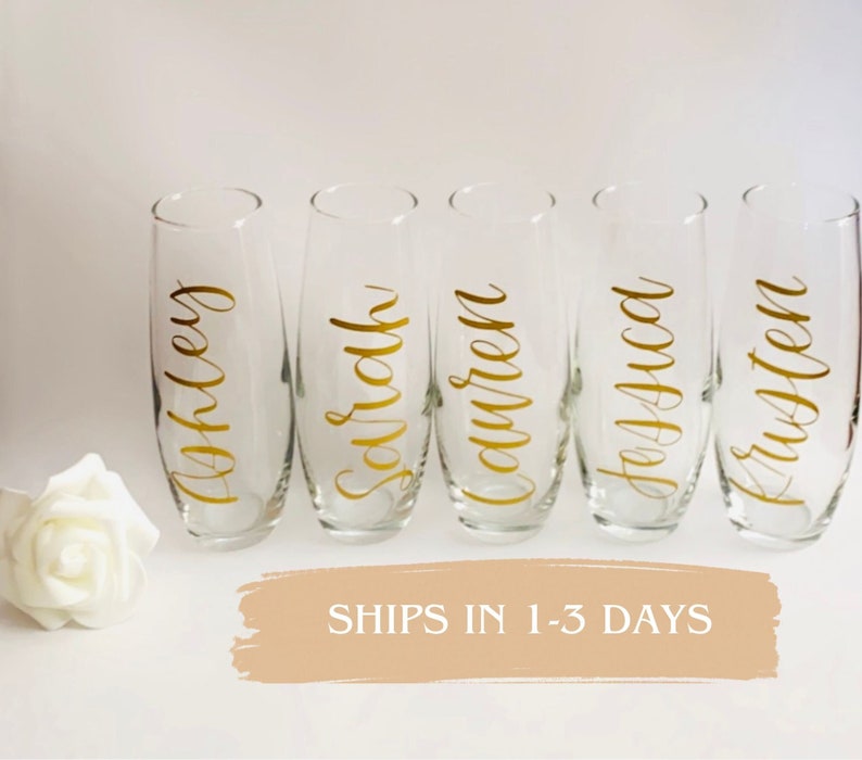 Personalized Bridesmaid Champagne Flutes,bridesmaid Gift,custom