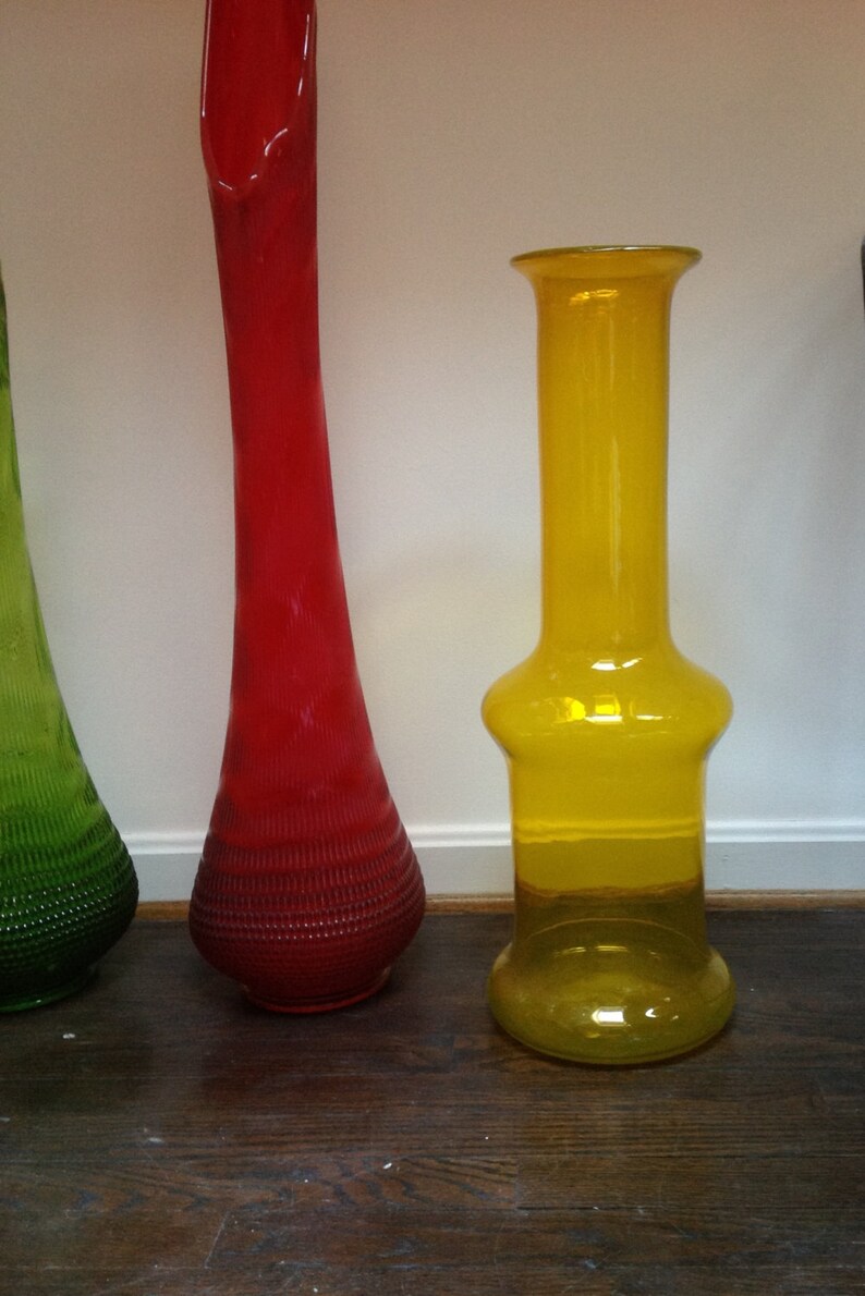 Blenko Wayne Husted 5717 Large Yellow Jonquil Floor Vase Archetectural Height 23 75 Tall Excellent Condition