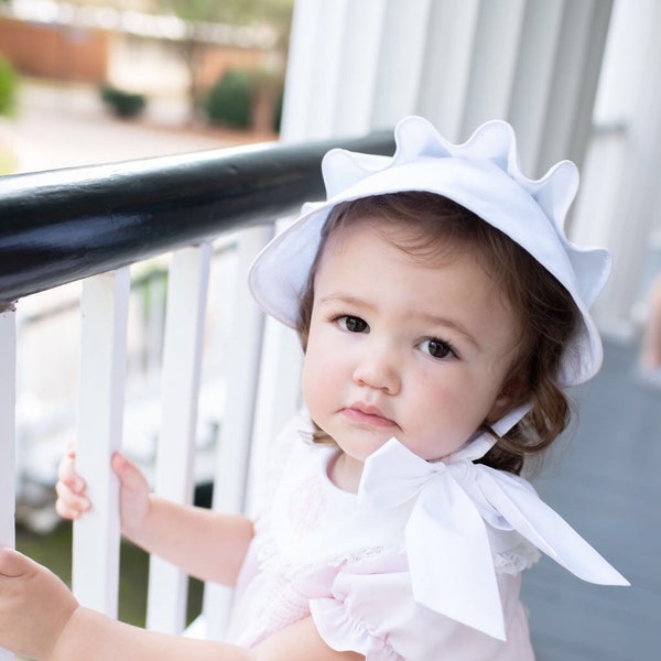 White Classic Bonnet