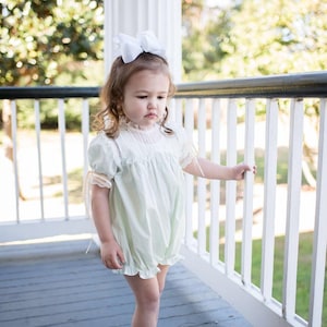The Victorian Heirloom Bubble in Mint Green