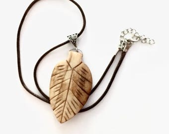 Wood Carved Feather Pendant Necklace, Bohemian Jewelry, Statement Necklace, Wooden Jewelry