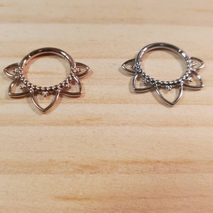 Petite Filigree Clicker 16G Septum/Cartilage/Tragus/Daith Body Implant Grade Stainless Steel