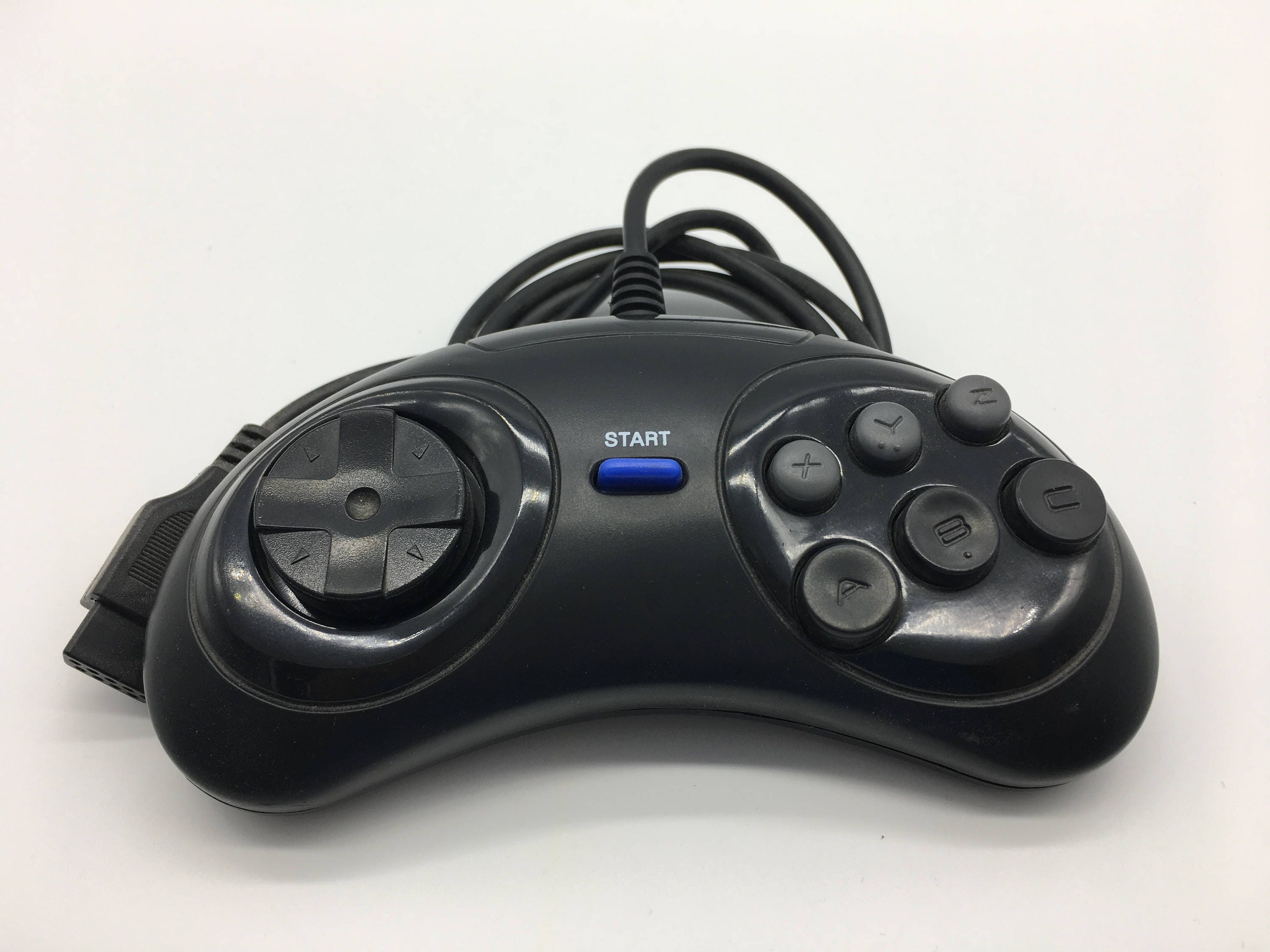 Беспроводной джойстик сега. Sega Mega Drive Gamepad. Геймпад сега Генезис. 6 Кнопочные карманные Sega Megadrive. Sega Mega Drive геймпад с джойстиками.