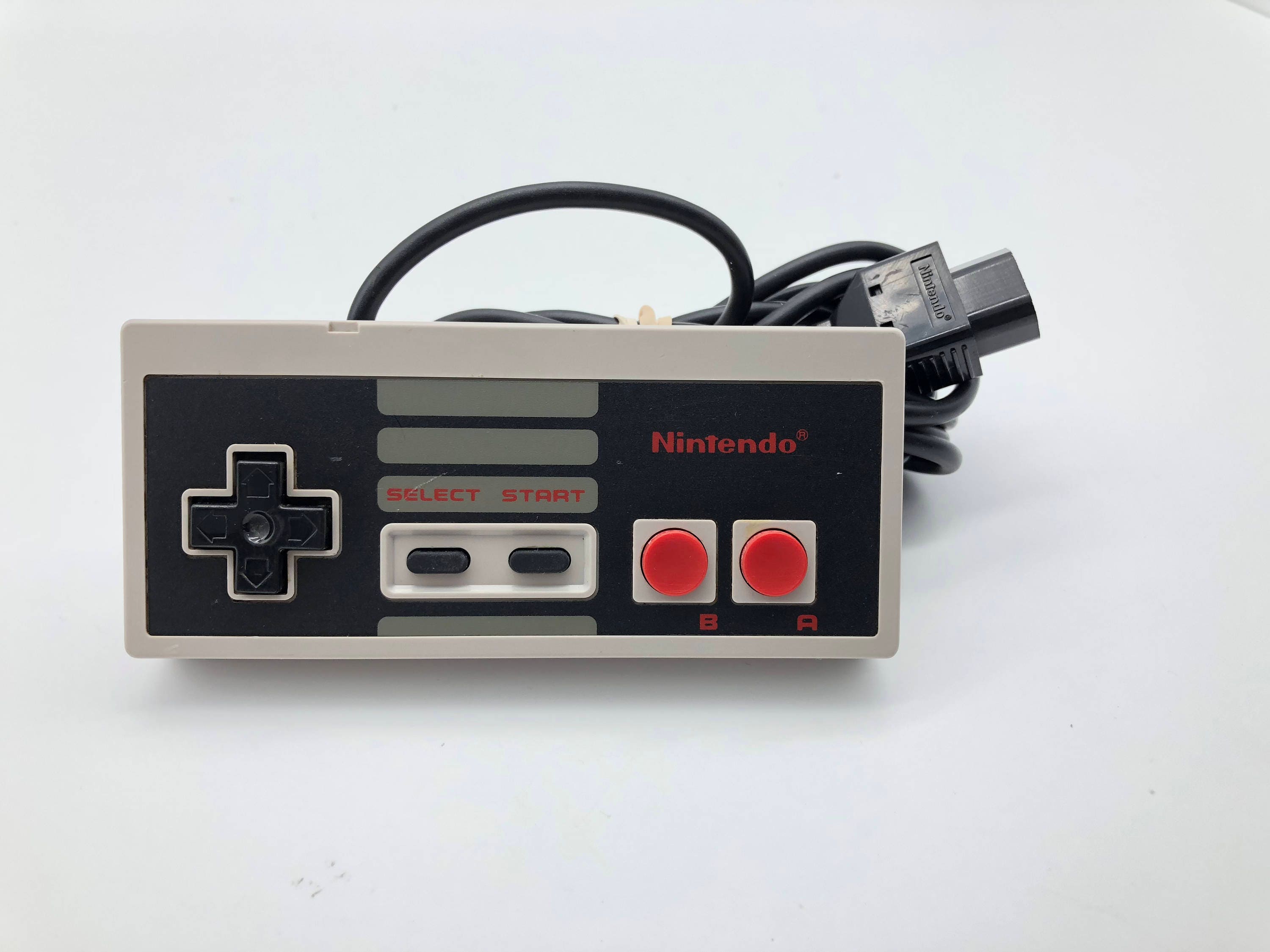 Nintendo NES Controller, NES-004 / Nintendo Entertainment System / Vintage  Original Controller Gamepad, testato - Etsy Italia