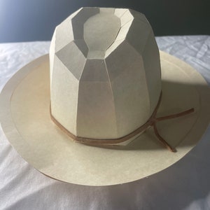 Caixa de presente Sombrero Vaquero (chapéu de cowboy). Disponível em qualquer cor. Cabe muitas guloseimas dentro