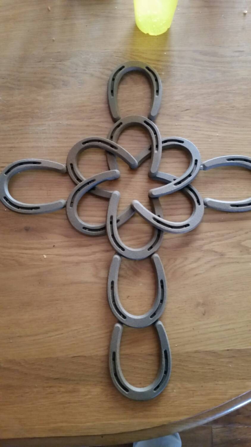 Horseshoe Wall Decor With Cross 