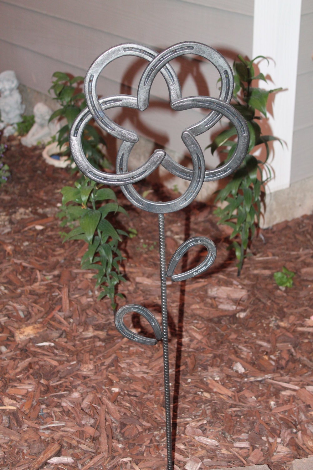 Horseshoe Star Flower, horseshoe flower, yard decor, garden art, rustic