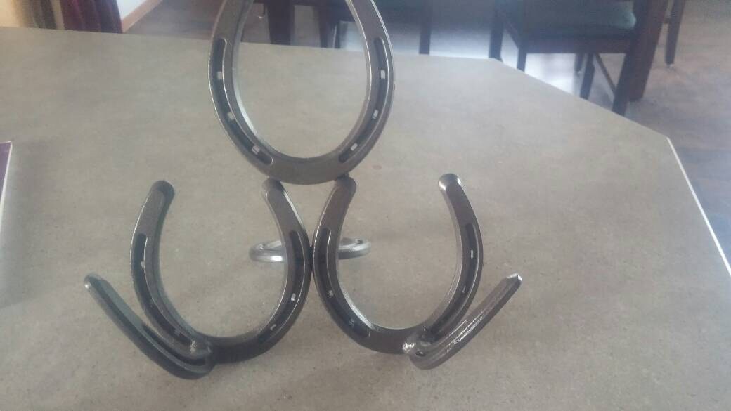 Horseshoe recipe holder