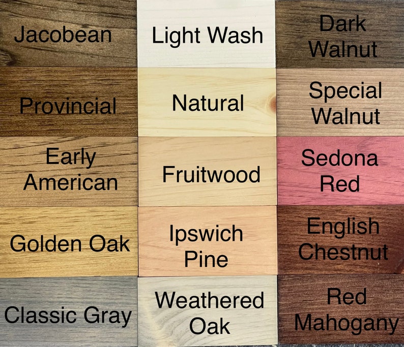 Puede incluir: Una cuadr&iacute;cula de tablones de madera que muestra varios colores de tinte para madera. Los colores incluyen "Jacobean", "Light Wash", "Dark Walnut", "Provincial", "Natural", "Special Walnut", "Early American", "Fruitwood", "Sedona Red", "Golden Oak", "Ipswich Pine", "English Chestnut", "Classic Gray", "Weathered Oak" y "Red Mahogany".