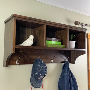 Hanging cubby shelf deals