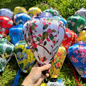 Waterproof Silk Bamboo Lantern: Hoi An Wedding & Garden Decor