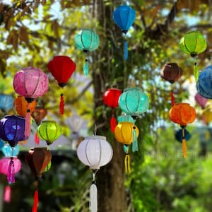 8 pcs of Vietnamese mini silk lanterns for WEDDING Party Decor, wedding gifts, room decor, christmas gift, wedding planner