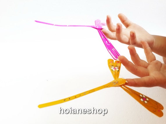 Set 50 Hand Carved Self Balancing Bamboo Dragonfly Decor 2.7/' inch Handmade