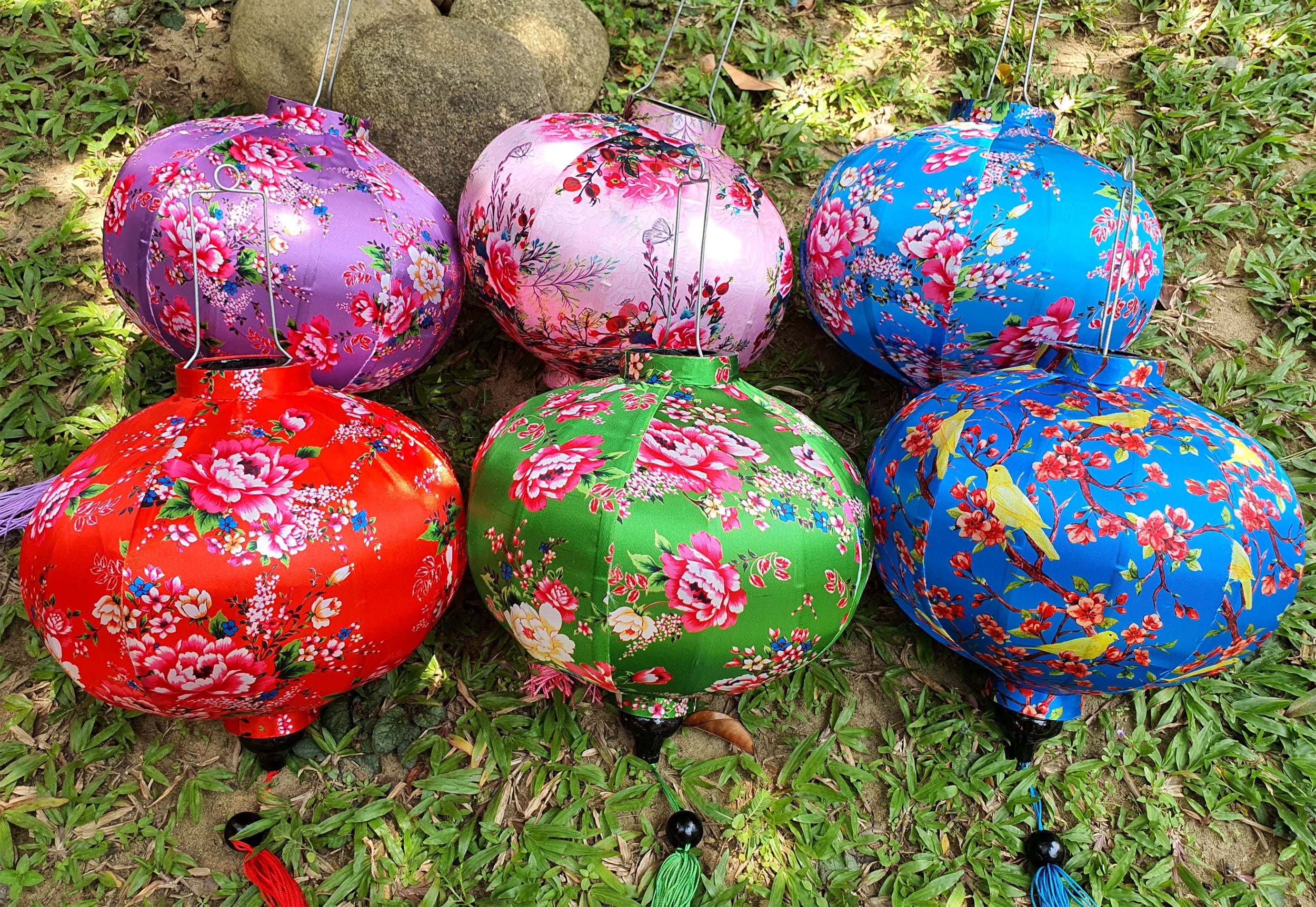 Silk lanterns 40cm -Set 6 pcs -Vietnam Hoi An silk lanterns for outdoor wedding party decorative - Lanterns for porch Wedding tent decor