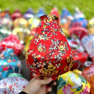 Blue Floral Silk Lantern: Hoi An Waterproof Wedding Decor