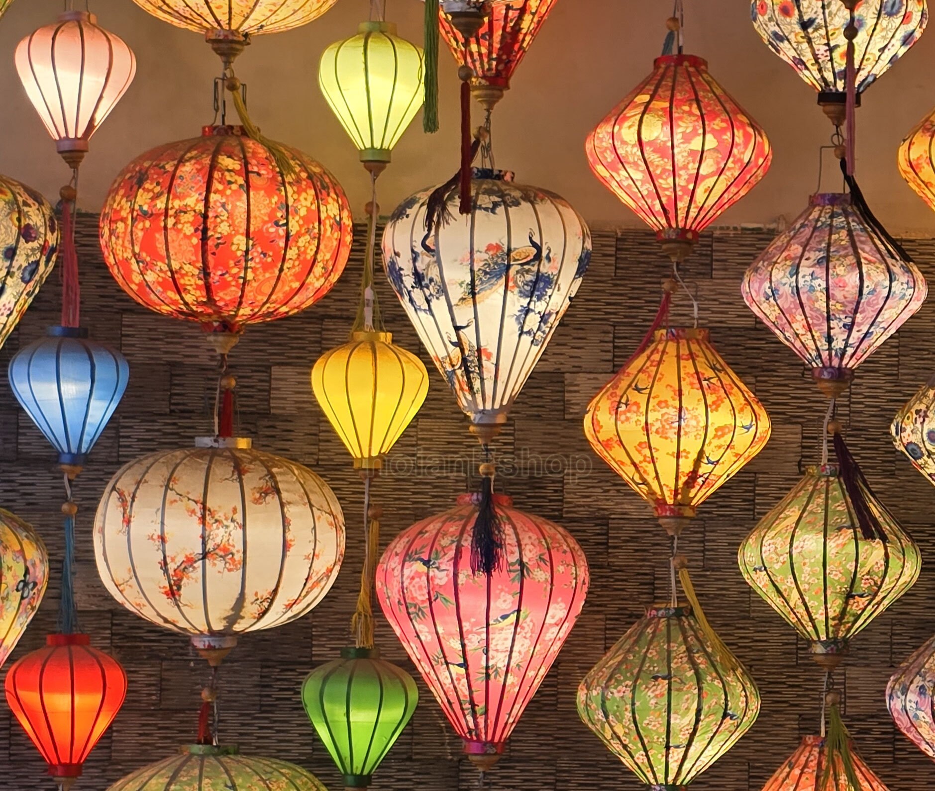 Lot De 8 Lanternes Vietnamiennes En Soie Et Bambou - Décoration Jardin, Mariage