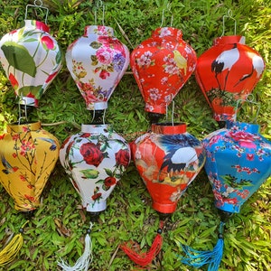 Set 8 pcs Vietnam Hoi An silk lanterns 22cm with flowers fabric for garden decor Lanterns for wedding decor Lanterns for interior decor