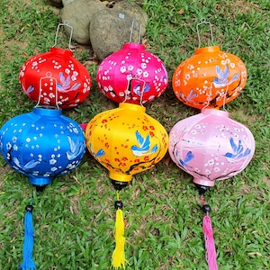 Set 6 pcs Vietnam bamboo silk lanterns 35cm, Hand painting lantern for wedding decor, garden decor, ceiling light decor, living room decor