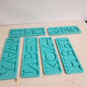 Molde de silicona con alfabeto griego, molde de resina para dijes, molde de silicona para hermandad, molde con letras invertidas, molde para llavero de fraternidad, molde con letras griegas