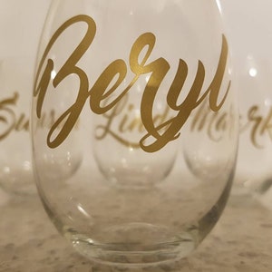 Custom Vinyl Lettering, Custom Vinyl Decal, Custom Wall Decal, Custom Vinyl Letter, Vinyl Letter Decal, Custom Letters, Water bottle Decal
