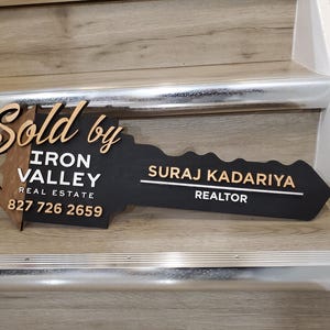 Custom Key Sold Sign, Closing Photo Prop, Modern Key Sign for Realtors, Closing Sign, Sold Sign, Custom Realtor Gift, Realtor Prop sign