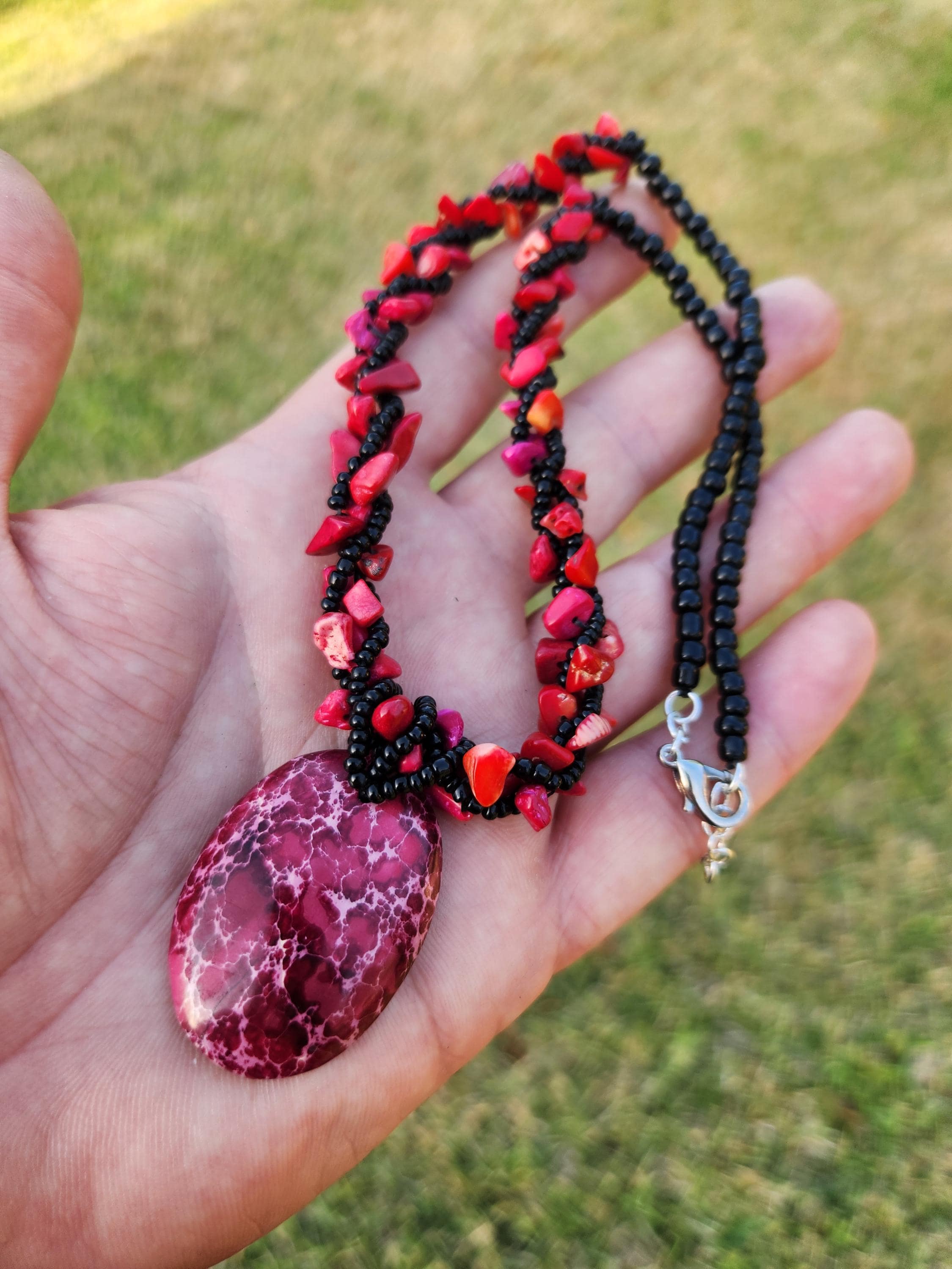 Red Coral Beaded Choker: Agate Pendant, Shaman Style Necklace - Etsy