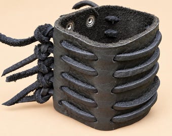 Echt leren manchetarmband van bizonleer, 6,35 cm breed, zwart, met de hand geregen, op maat gemaakt, handgemaakt voor mannen en vrouwen, sjamanistische stijl.
