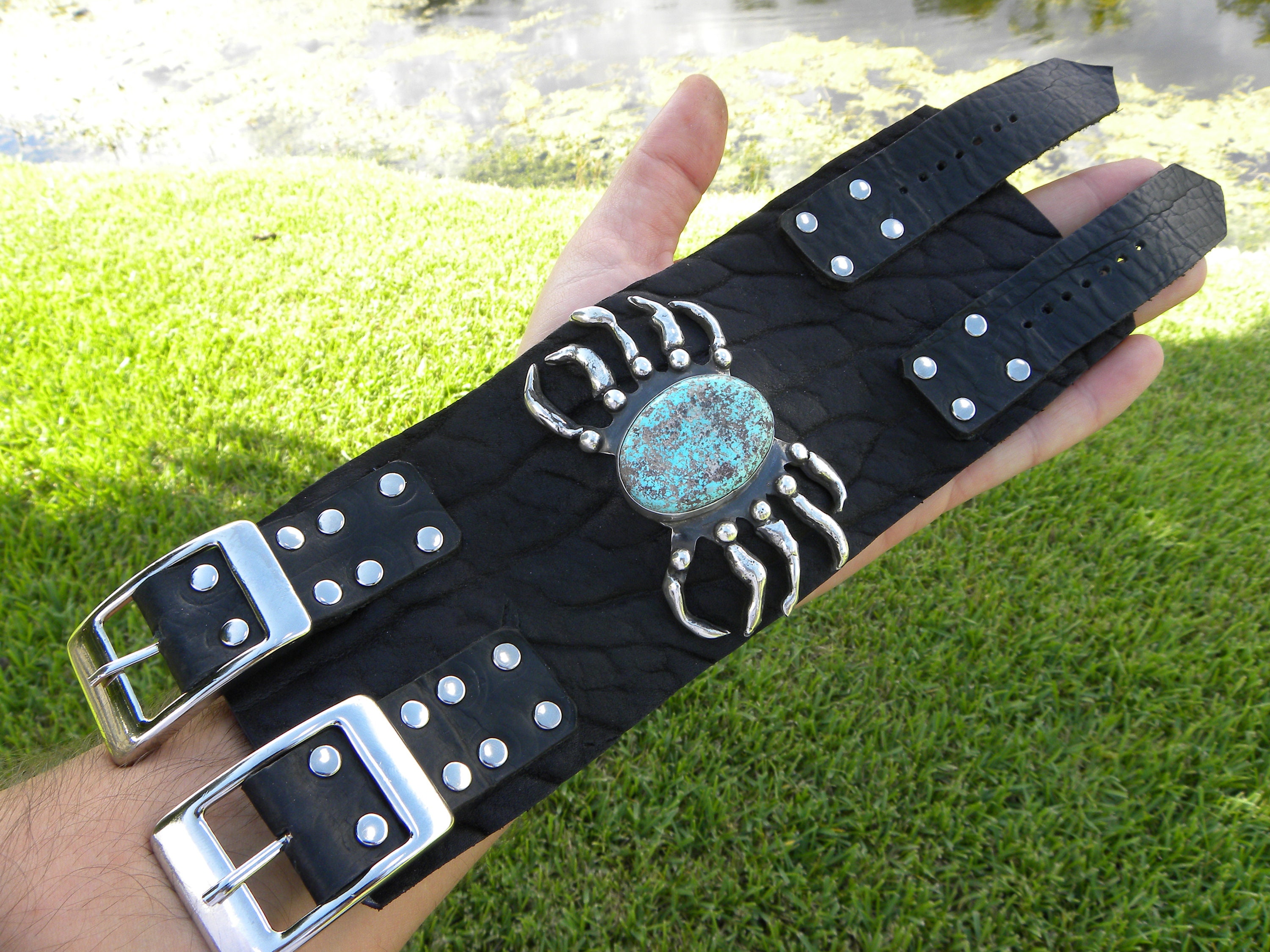 【b-16】 one‐hand bear claw / Turquoise Bear Claw 925 Sterling Silver Genuine Large Turquoise Signed