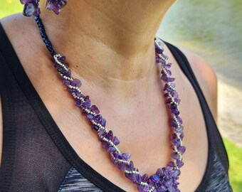 Conjunto de collar y pendientes de amatista hechos a mano - Hecho en EE. UU.