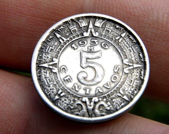 Authentic vintage Mexican 5 centavos Aztec calendar coin  1937 or 1938 or 1940 or 1942 handmade pin brooch with in gift box