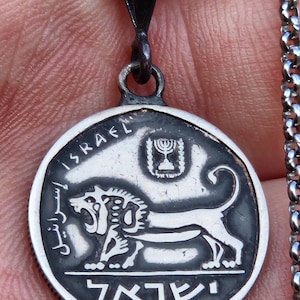 Jewish Judaica  necklace pendant Israel authentic Lion Menorah coin nice git for Hanukkah