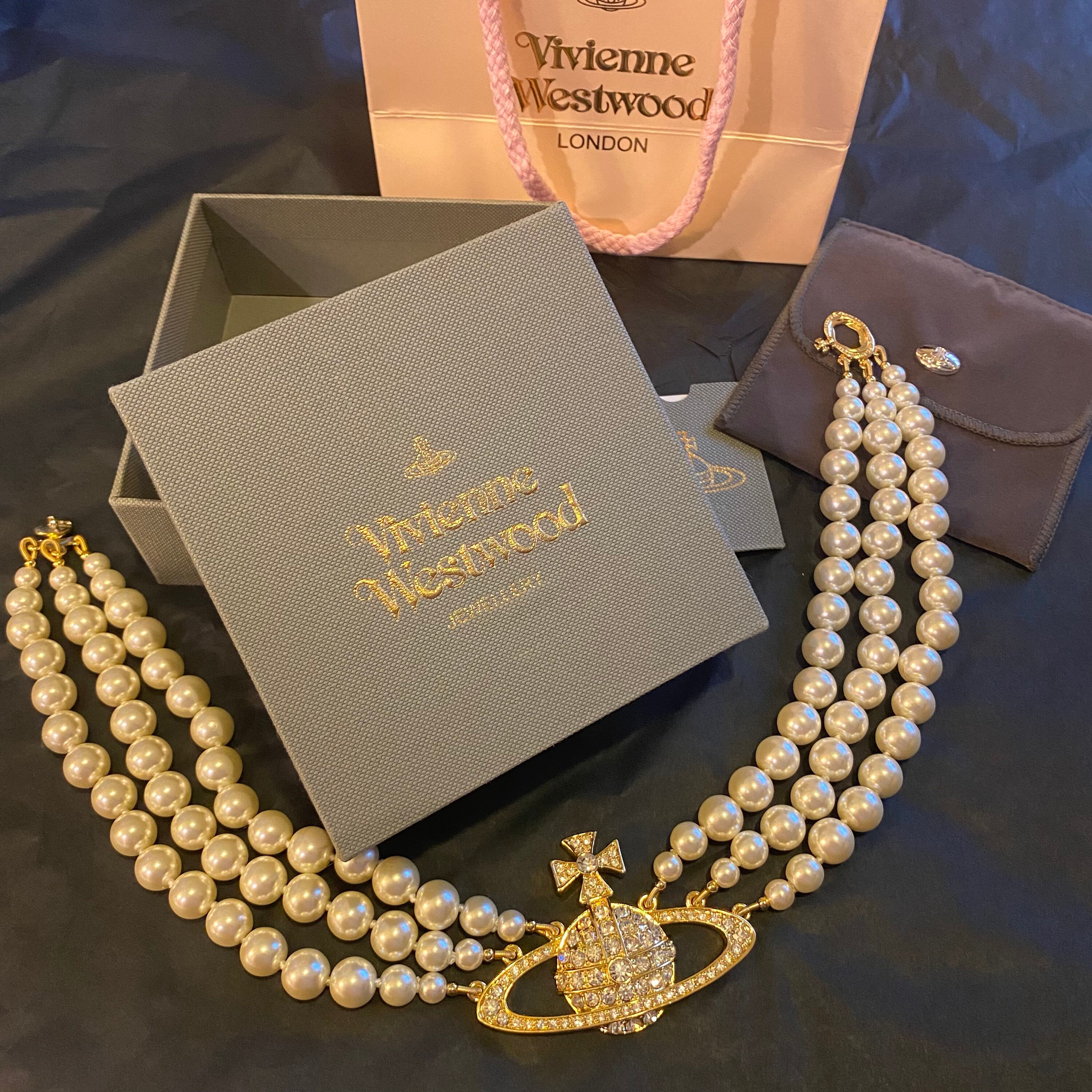 Vivienne Westwood Triple Pearl Gold 