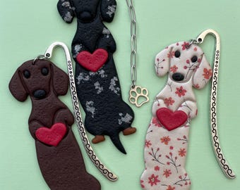 Dachshund Mothers Day bookmark, gift from dog, heart design, handmade, perfect for dog walker, mini dachshund mum. Card can be personalised