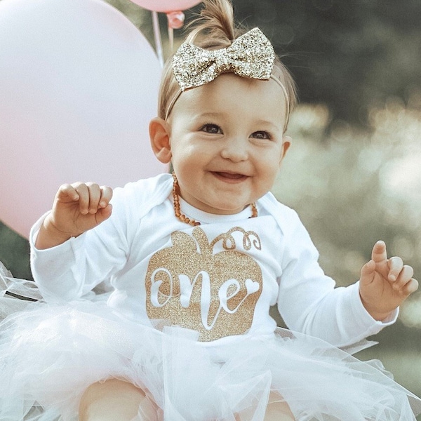 First Birthday Pumpkin One w Heart Bodysuit, Fall 1st Bday, Glitter Gold Birthday Girl Gift, 12 18 24 Month Cake Smash Outfit 1 Year Old 336