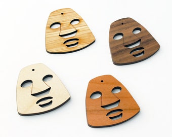 1 Kumu Tiki/Moai Head Bead - Walnut, Cherry, Maple and Bamboo