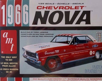 AMT772 - 1966 Chevrolet Nova 3n1 1/25 Scale Model Kit