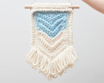 Chevron • Wall Hanging (MEDIUM) • Crochet Chunky Knit • Colour: BLUEBERRY + VANILLA