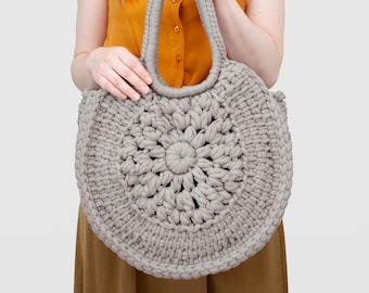 Sunburst • Tote Bag • Crochet Chunky Knit • Colour: SMOKE