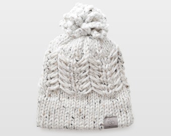 Pine Ridge • Beanie • Chunky Knit • Colour: COCONUT