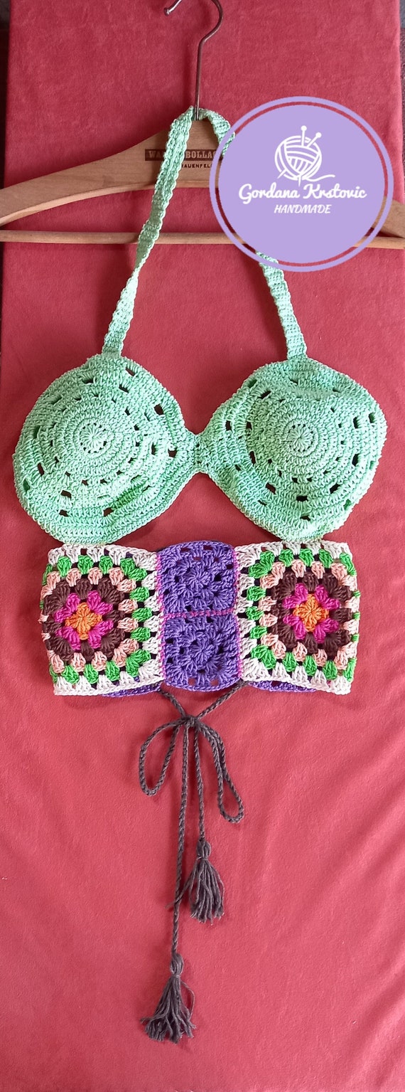 Summer Vibrant Boho-Chic Halter Neck Top Summer Vibrant Boho-Chic Halter Neck Top