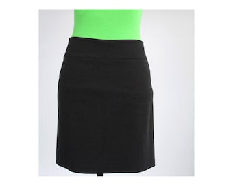 Fall winter miniskirt for the office M 38/40