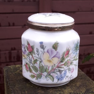 Vintage - Small Preloved AYNSLEY Hinged/Lidded Pot - WILD TUDOR pattern - Bone China. Great gift idea.